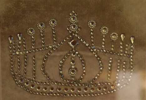Miss Hong Kong Winner 1975<br />
香港小姐冠軍