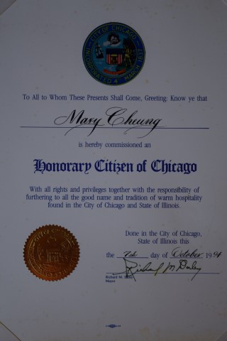 Honorary Citizen of Chicago<br />
芝加哥榮譽市民